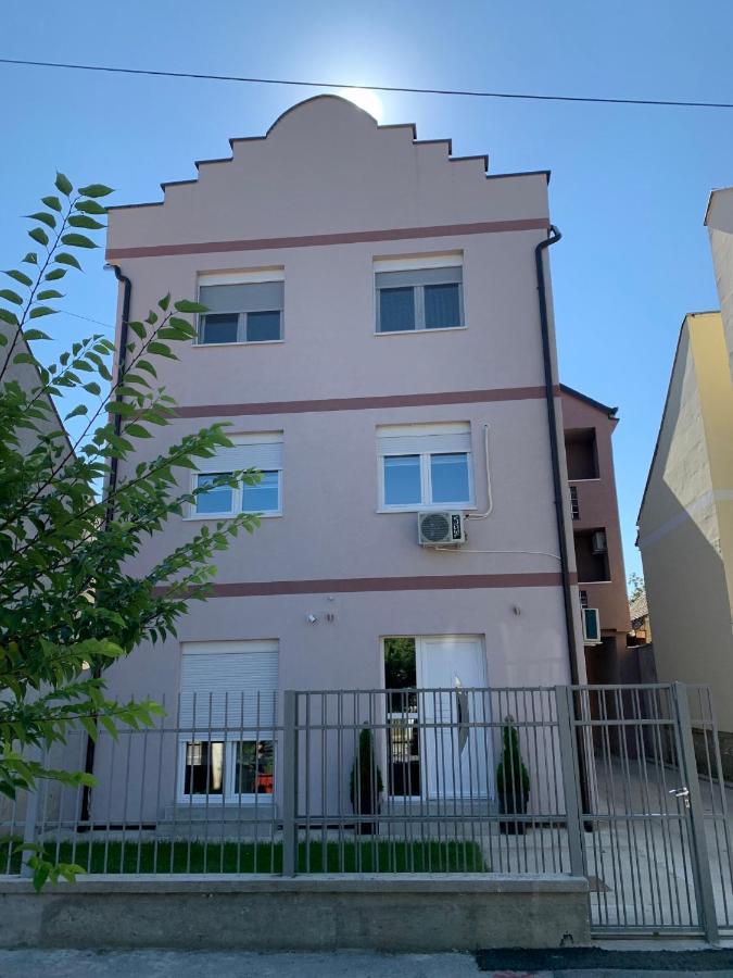 Apartman Hana Sombor Zewnętrze zdjęcie
